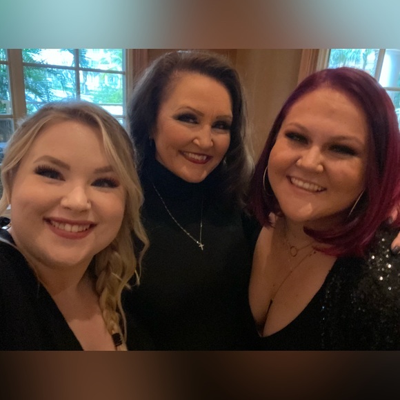 Meet your Posher, Emily - Picture 12 of 14